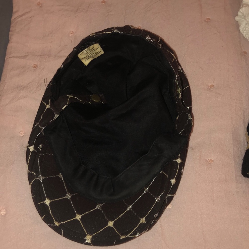 Hat - Picture 2 of 4
